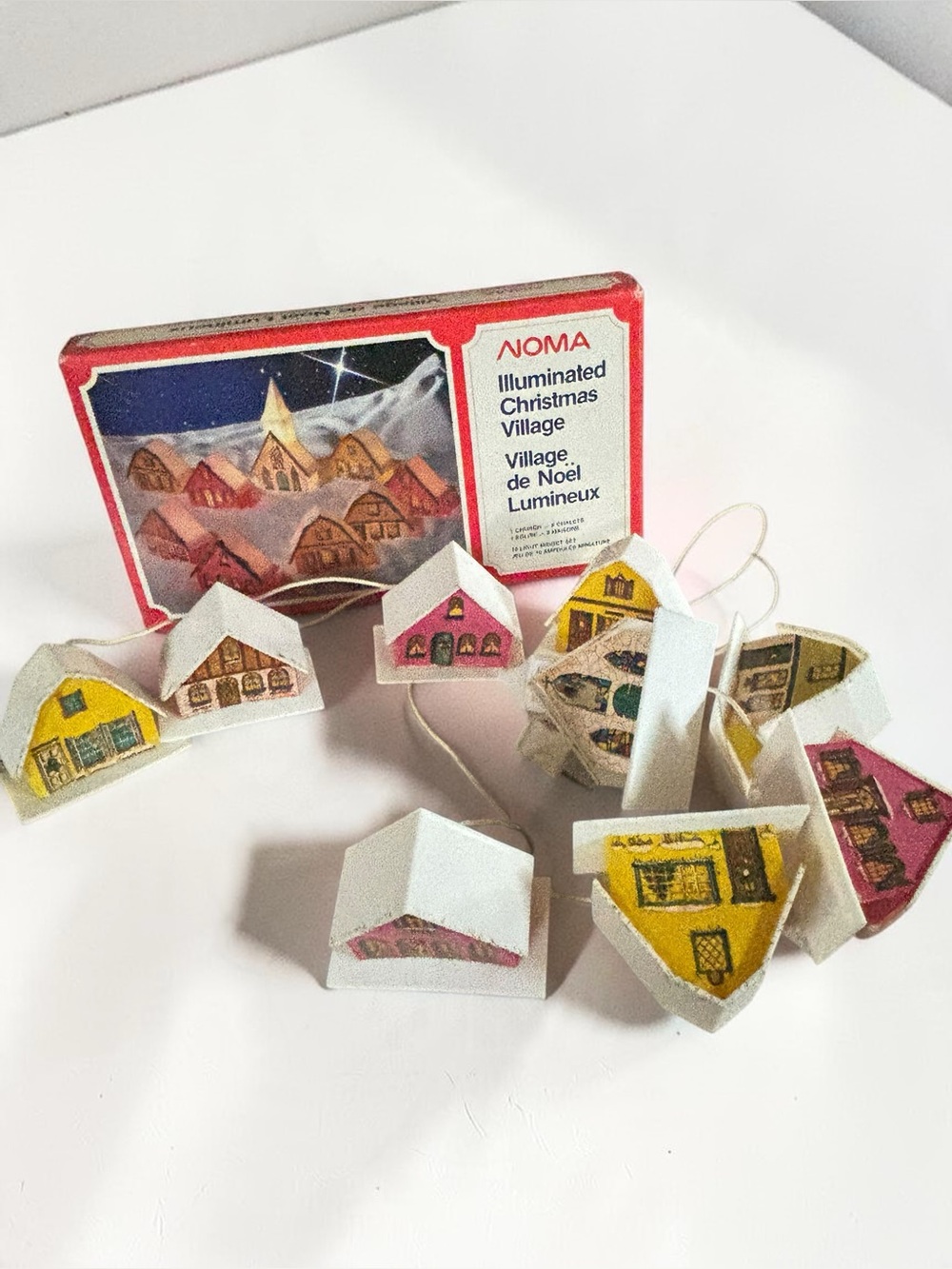 Vintage NOMA Illuminated Christmas Village 10 Lighted Putz Houses Original Box